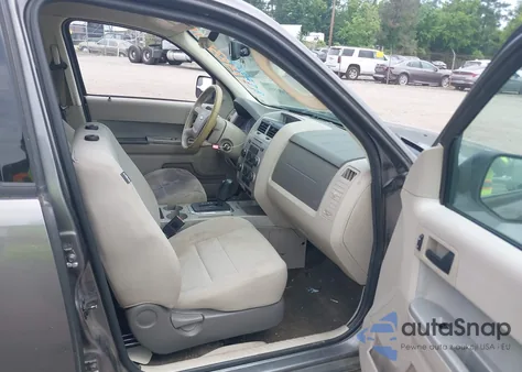 2012 Ford Escape Xlt из США, поврежденный, VIN 1FMCU0DG8CKC37767